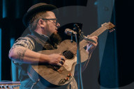 PEOPLE - Marc Amacher gibt ein Live-Konzert im Bierhübeli in Bern