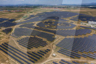 FEATURE - Panda-förmige Solaranlage in Datong, Shanxi, China