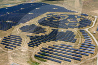 FEATURE - Panda-förmige Solaranlage in Datong, Shanxi, China