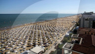 NEWS - Coronavirus: Strandleben in Jesolo bei Venedig