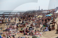 NEWS - Coronavirus: Strandleben in Jesolo bei Venedig