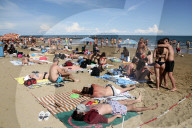 NEWS - Coronavirus: Strandleben in Jesolo bei Venedig