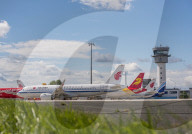 NEWS -  Nach ihrer Fertigstellung noch nicht ausgelieferte Airbus Flugzeuge in Erfurt