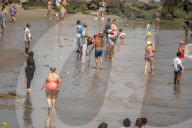 NEWS - Coronavirus: Strandleben auf Coney Island, New York