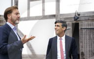 Rishi Sunak and Oliver Dowden Visit Shakespeare's Globe