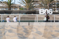 NEWS - Coronavirus: Verlassene Partymeile am Abend auf Mallorca
