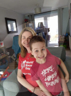 SCHICKSALE - Amnesie nach Enzephalitis: Suzy Owen kann sich weder an ihre Hochzeit noch an die Geburt ihres Sohnes erinnern