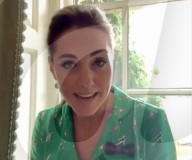 Tennis fan Kate Middleton enjoys cat with school kids and former Wimbledon champ Andy Murray