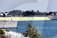 NEWS - Test der neuen Schleusentore für Venedig