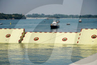 NEWS - Test der neuen Schleusentore für Venedig
