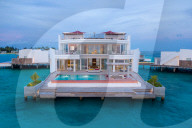 FEATURE -  Luxusresort auf den Malediven im Penthouse-Stil mit Dachterrassen