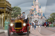 NEWS - Coronavirus:  Disneyland Paris wiedereröffnet 