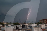 NEWS - Gewitter in New York: Blitze über der Skyline von Manhattan