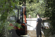 NEWS - Vermisstenfall Maddie McCann: Durchsuchung und Grabung in einem Kleingarten in Zusammenhang in Seelze 