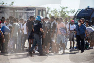 NEWS - Porto Empedocle, Sizilien: Ausbrüchen von Migranten aus Quarantänelagern 