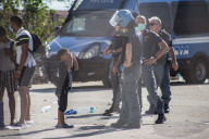 NEWS - Porto Empedocle, Sizilien: Ausbrüchen von Migranten aus Quarantänelagern 