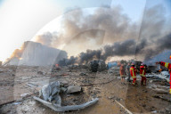 NEWS - Beirut: Verletzte und erste Rettungsdienste nach Explosion 