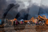 NEWS - Beirut: Verletzte und erste Rettungsdienste nach Explosion 