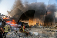 NEWS - Beirut: Verletzte und erste Rettungsdienste nach Explosion 