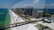 NEWS - Coronavirus: Navarre Beach in Florida