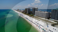 NEWS - Coronavirus: Navarre Beach in Florida