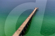 NEWS - Coronavirus: Navarre Beach in Florida