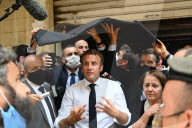 NEWS -  Der französische Präsident Macron am Ort der Explosion im Hafen von Beirut