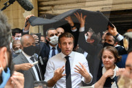 NEWS -  Der französische Präsident Macron am Ort der Explosion im Hafen von Beirut