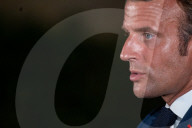 NEWS -  Der französische Präsident Macron am Ort der Explosion im Hafen von Beirut