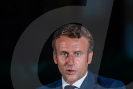 NEWS -  Der französische Präsident Macron am Ort der Explosion im Hafen von Beirut