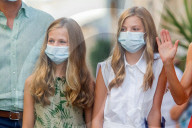 ROYALS - Prinzessin Sofia von Spanien an einer Krücke mit Familie zu Besuch in Petra auf Mallorca