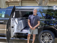 PEOPLE - Sylvester Stallones Super-Luxus-SUV steht zum Verkauf