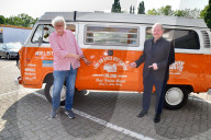 PEOPLE - Joey Kelly bereist die ehemalige innerdeutsche Grenze