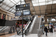 NEWS - Coronavirus: Reisende am Gare du Nord - Paris