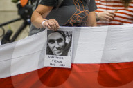 A large group of Belarusians gathered in front of Downing Street to protest the post election repression in the country and asked for intervention by the British Foreign Office.
