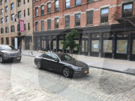 NEWS - Coronavirus: USA - Viele Läden in Manhattan, NYC, sind weiterhin geschlossen