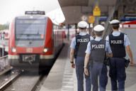 NEWS - Coronavirus: Kontrolle der Einhaltung der Maskenpflicht in Bus und Bahn in Deutschland