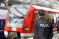 NEWS - Coronavirus: Kontrolle der Einhaltung der Maskenpflicht in Bus und Bahn in Deutschland