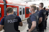 NEWS - Coronavirus: Kontrolle der Einhaltung der Maskenpflicht in Bus und Bahn in Deutschland