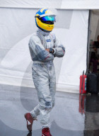 ROYALS - Prinz Carl Philip von Schweden nimmt bei starkem Regen am Kart-Rennen im GTR-Motorpark in Eskilstuna, Schweden, teil