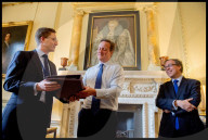 David Cameron leaves Downing St with his Family