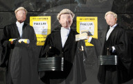 NEWS - "The Secret Barrister" lanciert Buch in London