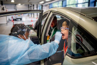 NEWS - Coronavirus: Testzentrum im niederländischen Schiedam