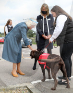 ROYALS - Camilla, Herzogin von Cornwall, besucht medizinische Spürhunde