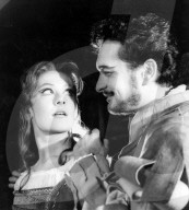 PEOPLE - Britische Schauspielerin Diana Rigg 82-jährig verstorben (Archiv)