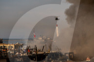 NEWS -  Beirut: Grossbrand im Hafen Wochen nach der Explosion