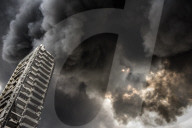 NEWS - Grossbrand im Hafen von Beirut