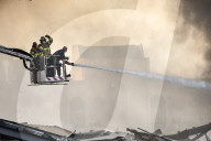 NEWS - Grossbrand im Hafen von Beirut