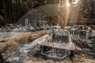 NEWS - ZerstÃ¶rung nach den WaldbrÃ¤nden im Santa Cruz County, Kalifornien