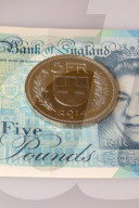 NEWS - Britisches Pfund, US-Dollar, Euro, Schweizer Franken (Symbolbilder)